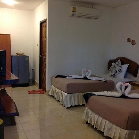 Ruan Mai San Ngam Resort - SHA Plus Nai Yang Bagian luar foto